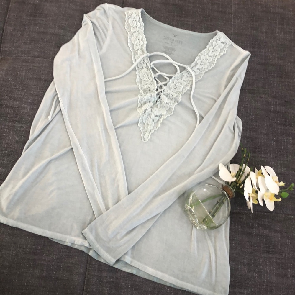 🍀Soft & Sexy Size Med American Eagle Long Sleeve